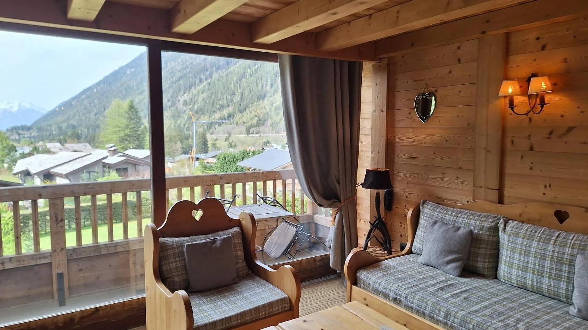 Les Grands Montets Hotel & Spa Σαμονί 4*,